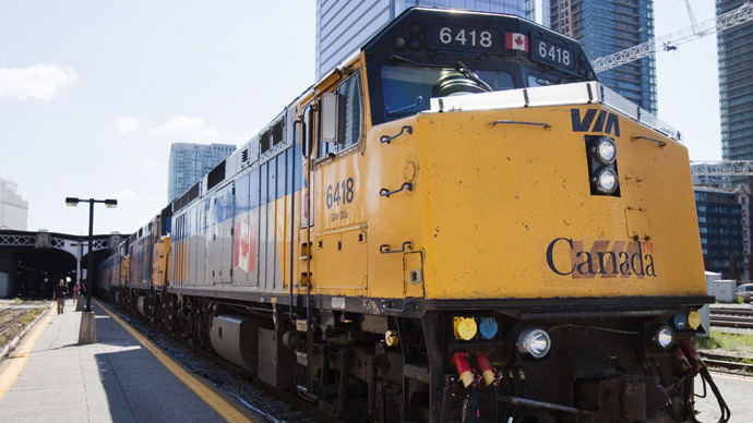 A Via Rail train waits to leave the station at Union Station in Toronto. (Reuters / Mark Blinch)
