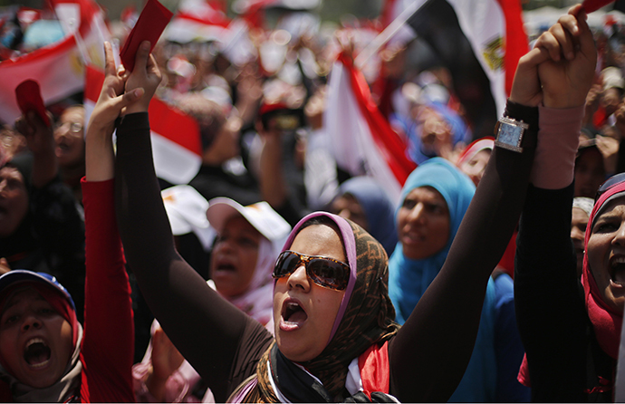 Protesters opposing Egyptian President Mohamed Mursi take part in protest, July 2, 2013. (Reuters / Suhaib Salem)