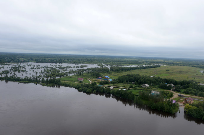 Areas flooded due to the overflowing of the Zeya River in the Mazanovo district, Amur Region. (RIA Novosti/Mikhail Voskresenskiy)