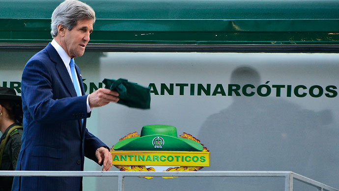 US Secretary of State John Kerry visits the anti-narcotics air base in Bogota on August 12, 2013.(AFP Photo / Luis Acosta)