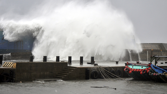 A big wave smashes into a breakwater as Typhoon Usagi approaches the eastern coastal town of Taitung September 21, 2013. (Reuters)