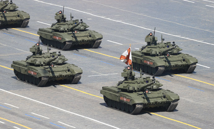 T-90A main battle tanks at the military parade to mark the 70th anniversary of Victory in the 1941-1945 Great Patriotic War. (RIA Novosti/Anton Denisov)