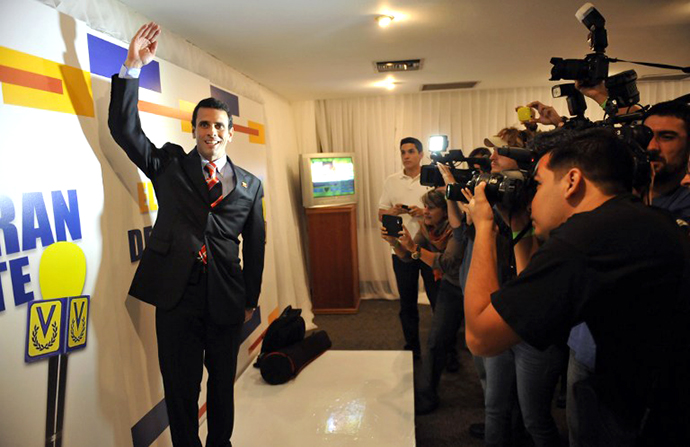 Venezuela's Democratic Unity coalition presidential candidates Capriles Radonsky. (AFP Photo / Juan Barreto)