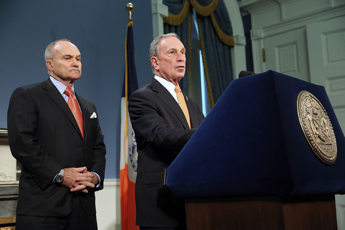 New York City Mayor Michael Bloomberg (R) speaks during a news conference as Police Commissioner Raymond Kelly listens at City Hall announcing that the two men accused of carrying out last week's bombing of the Boston Marathon planned an additional bomb attack on New York's Times Square on April 25, 2013 in New York City (AFP Photo)